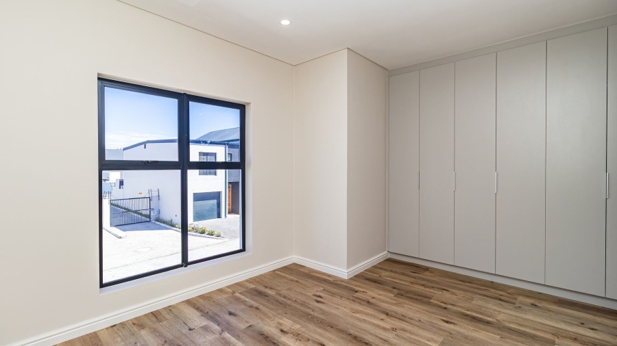 To Let 3 Bedroom Property for Rent in Sandown Western Cape